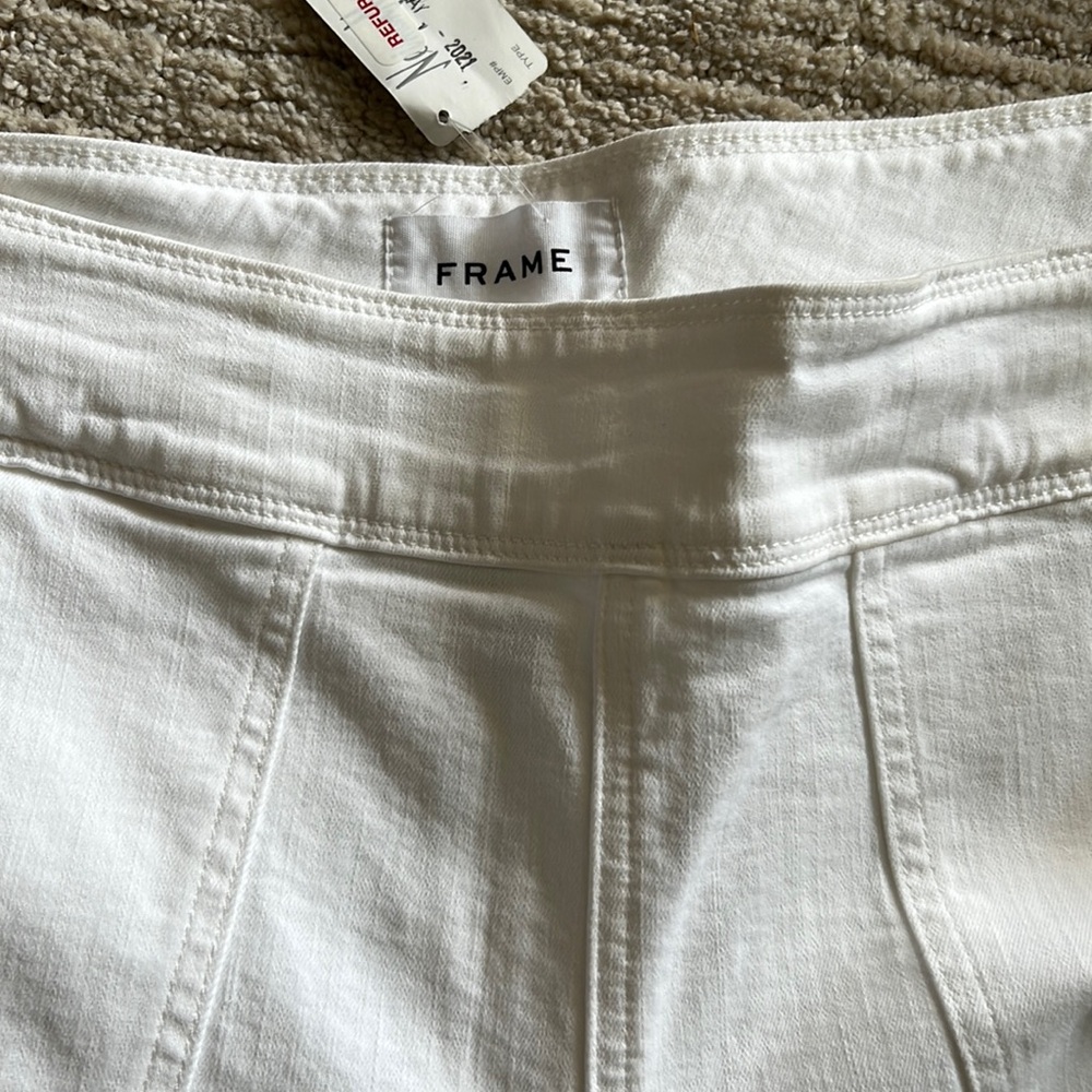 Frame white denim size 30 never worn! Cleaning out closet😊